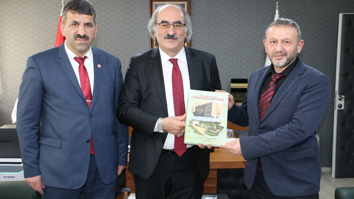 Okul Müdürümüz Mevlüt DEMİR, Belediye Başkanımız Ali KILIÇ ve TİMMDER Başkanı Ali ALPARSLAN Ankara'da...